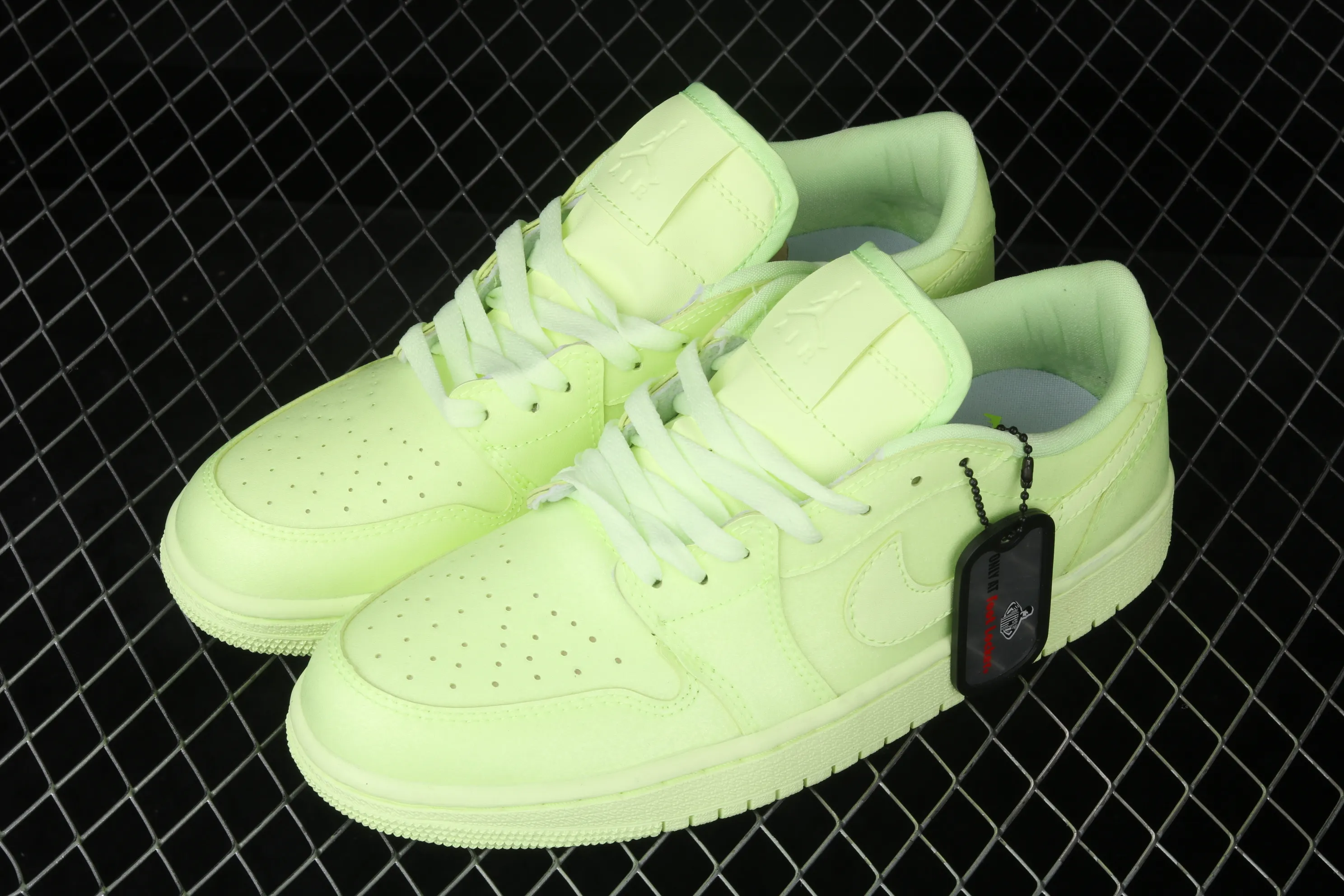 All categories Air Jordan Jordan series basketball shoes Air Jordan 1 Low Air Jordan 1 Ret Hi Prem AJ1 Joe 1 lemon yellow starry low-top basketball shoes CJ7891-700